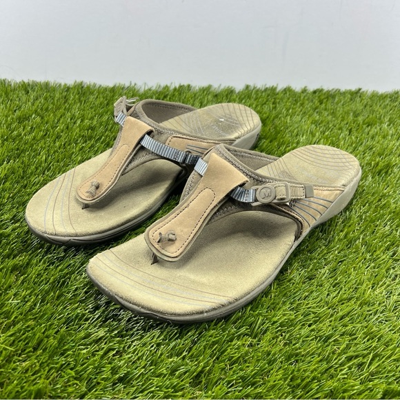 Merrell Pansy Flip Flops/Sandals Women's Size 9 Leather Flat Comfort - Picture 1 of 8